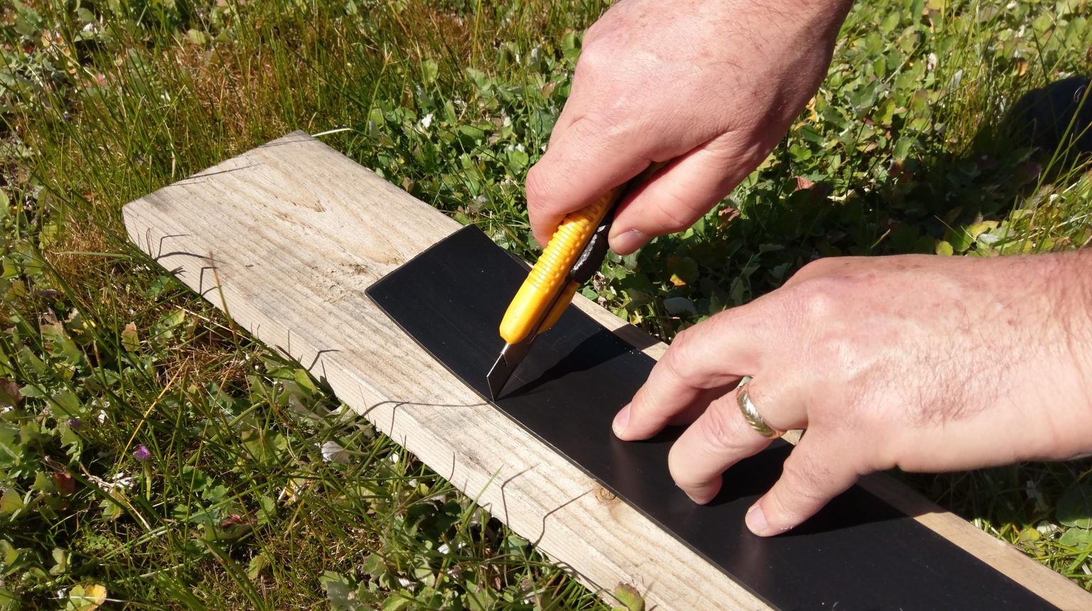 Plastic Garden Edging Recycled GreenMongrel by Plastic Forests