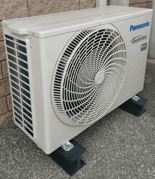 Air Con Mounting Blocks Off White and Black Plastic Forests